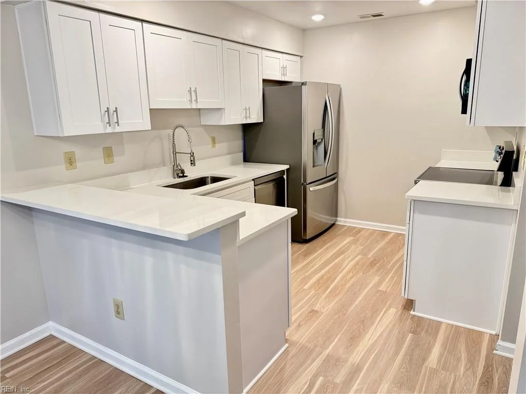 836 Shoal Creek TRL, CHESAPEAKE VA 23320 - Photo 3