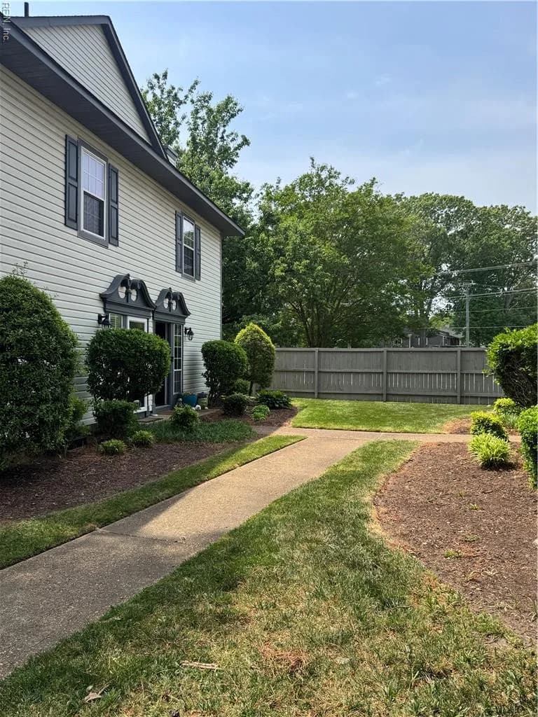 407 Chatterton DR, VIRGINIABEACH VA 23454 - Photo 4