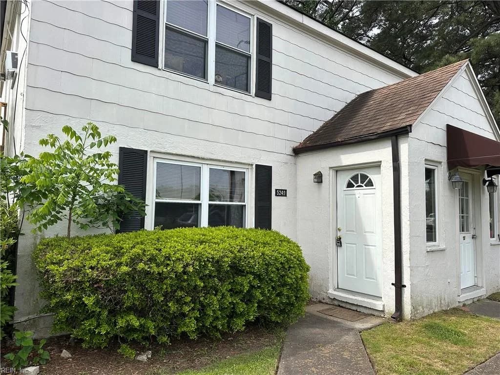 5249 Curlew DR, NORFOLK VA 23502 - Main photo