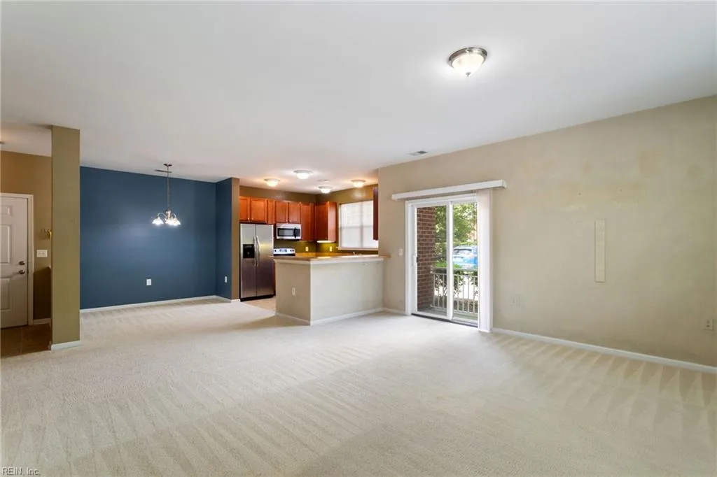 5329 Warminster DR #101, VIRGINIABEACH VA 23455 - Photo 5