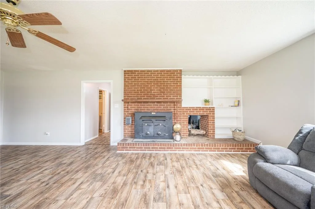 13542 Brink RD, EMPORIA VA 23847 - Photo 5