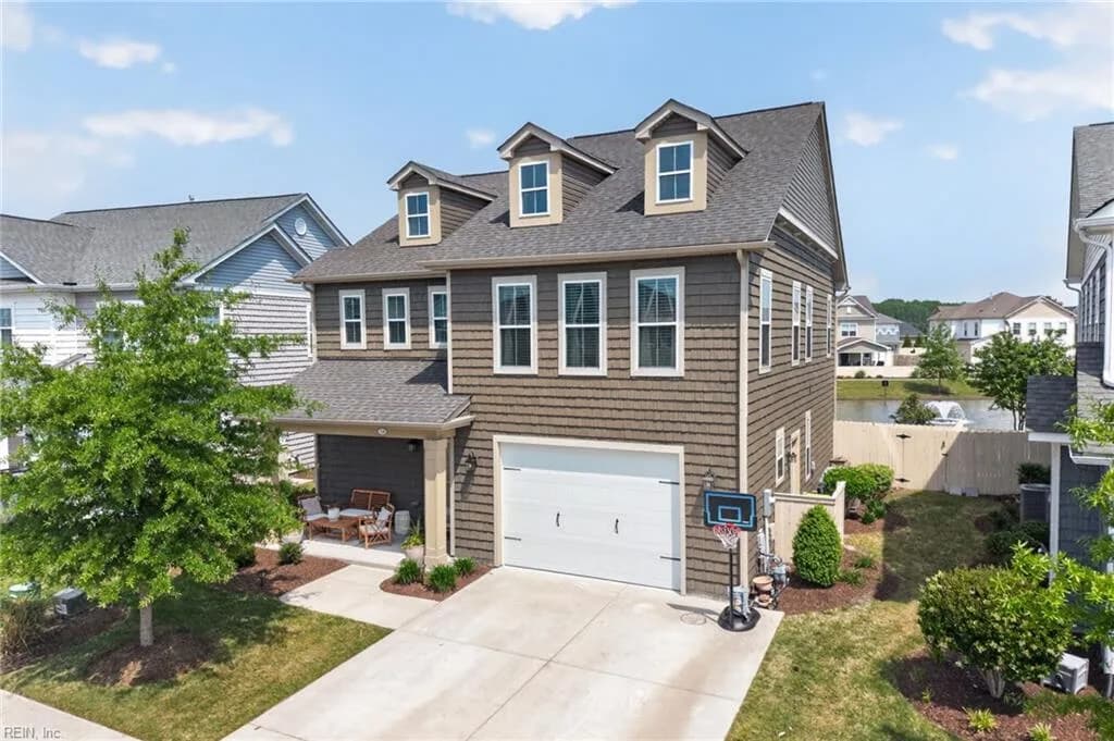 320 Middleton WAY, CHESAPEAKE VA 23322 - Photo 4