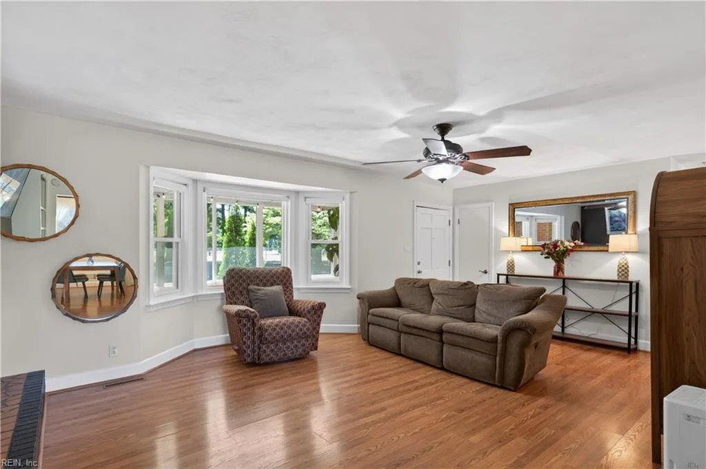 403 Mayflower RD, PORTSMOUTH VA 23703 - Photo 5