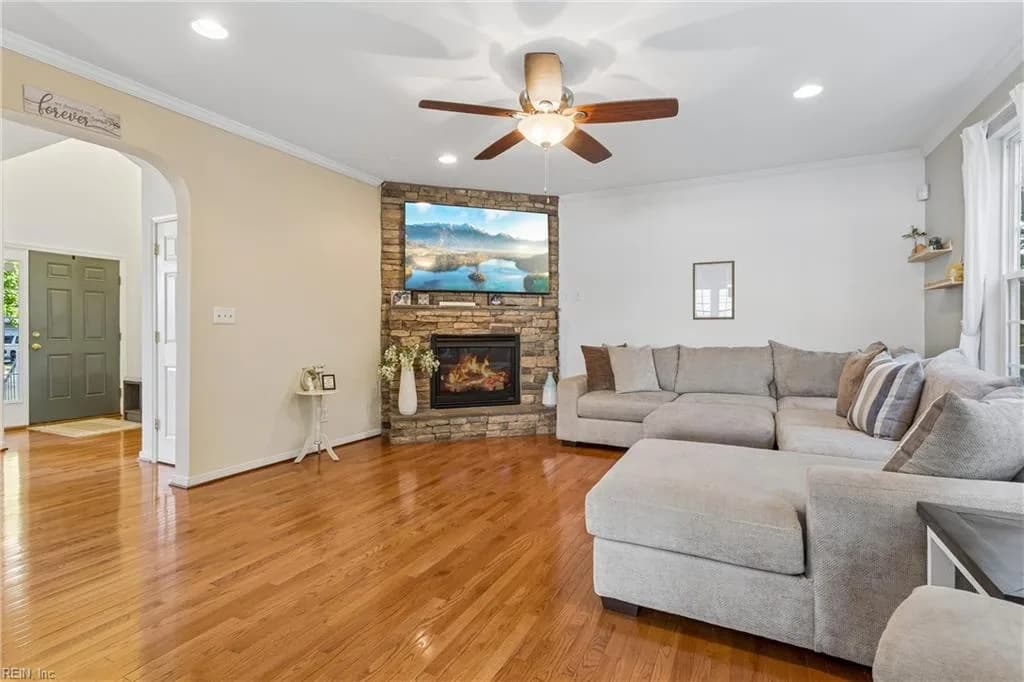 5988 Erin Leigh Drive NONE, GLOUCESTER VA 23061 - Photo 3