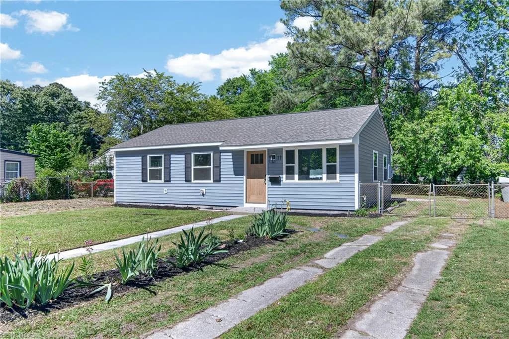 11 Farrington PL, HAMPTON VA 23663 - Photo 4
