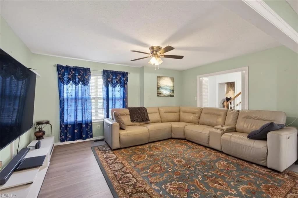 2 Kaitlyn CIR, HAMPTON VA 23666 - Photo 5