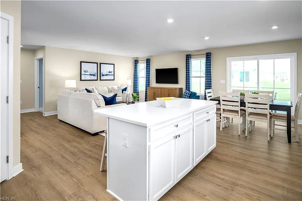 6404 Temple LN, TOANO VA 23168 - Photo 5