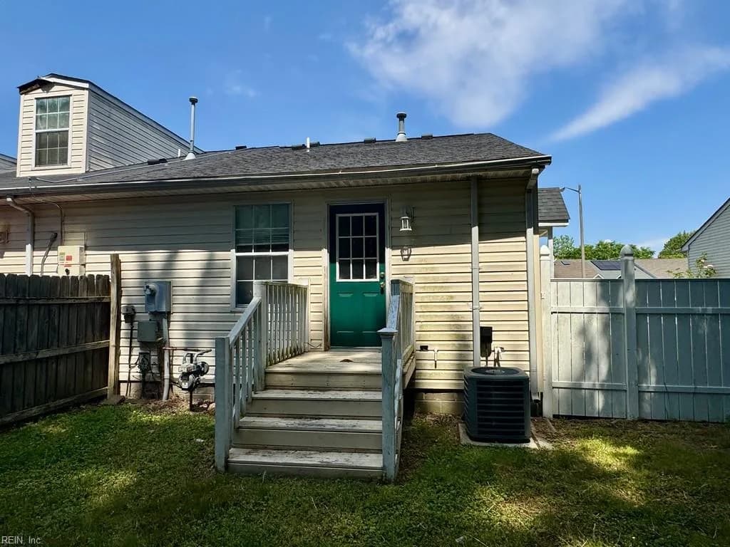 42 Cooper DR, PORTSMOUTH VA 23702 - Photo 4