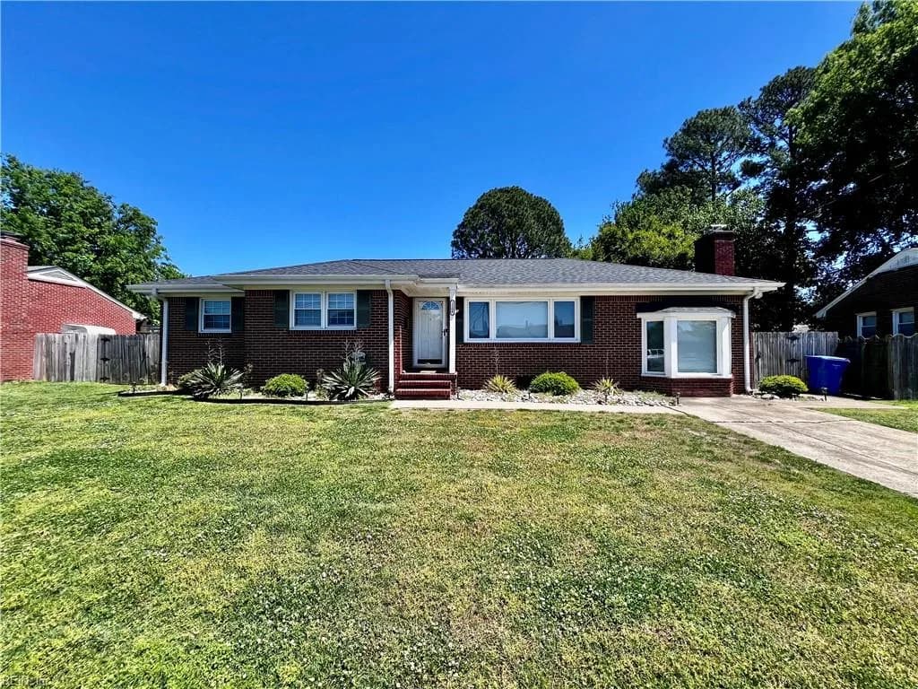1208 Point Reel RD, CHESAPEAKE VA 23325 - Photo 2