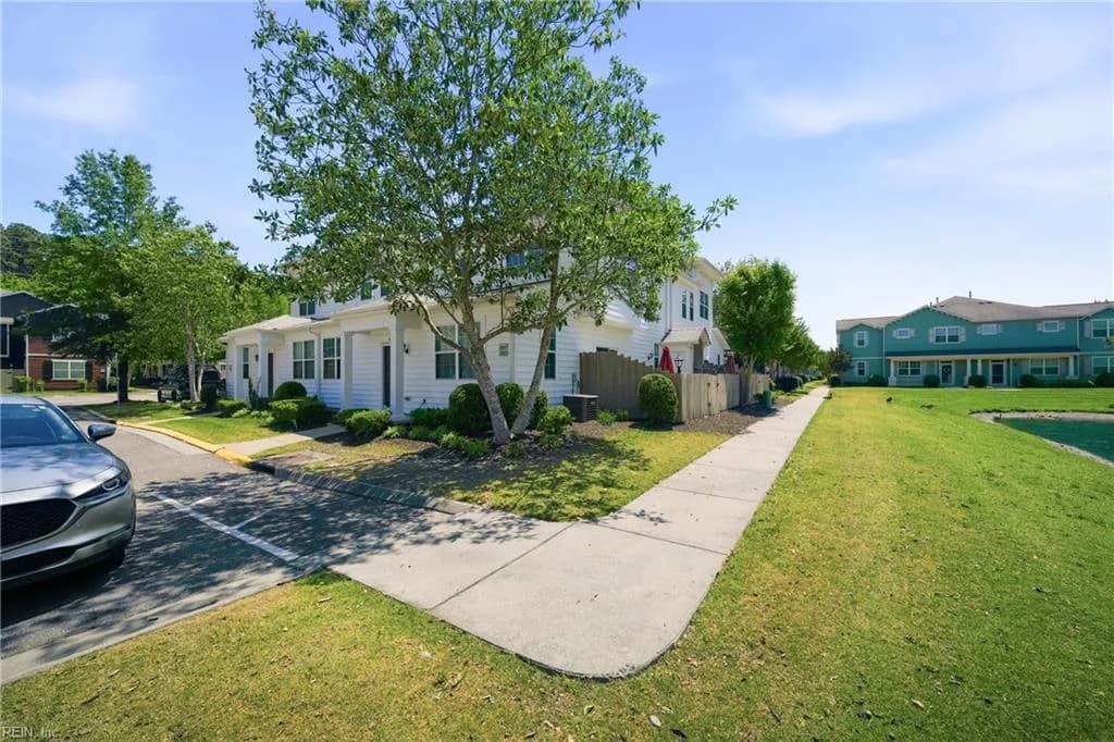 661 Lacy Oak DR, CHESAPEAKE VA 23320 - Photo 5