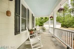 7563 South Shore DR, GLOUCESTER VA 23061 - Photo 5