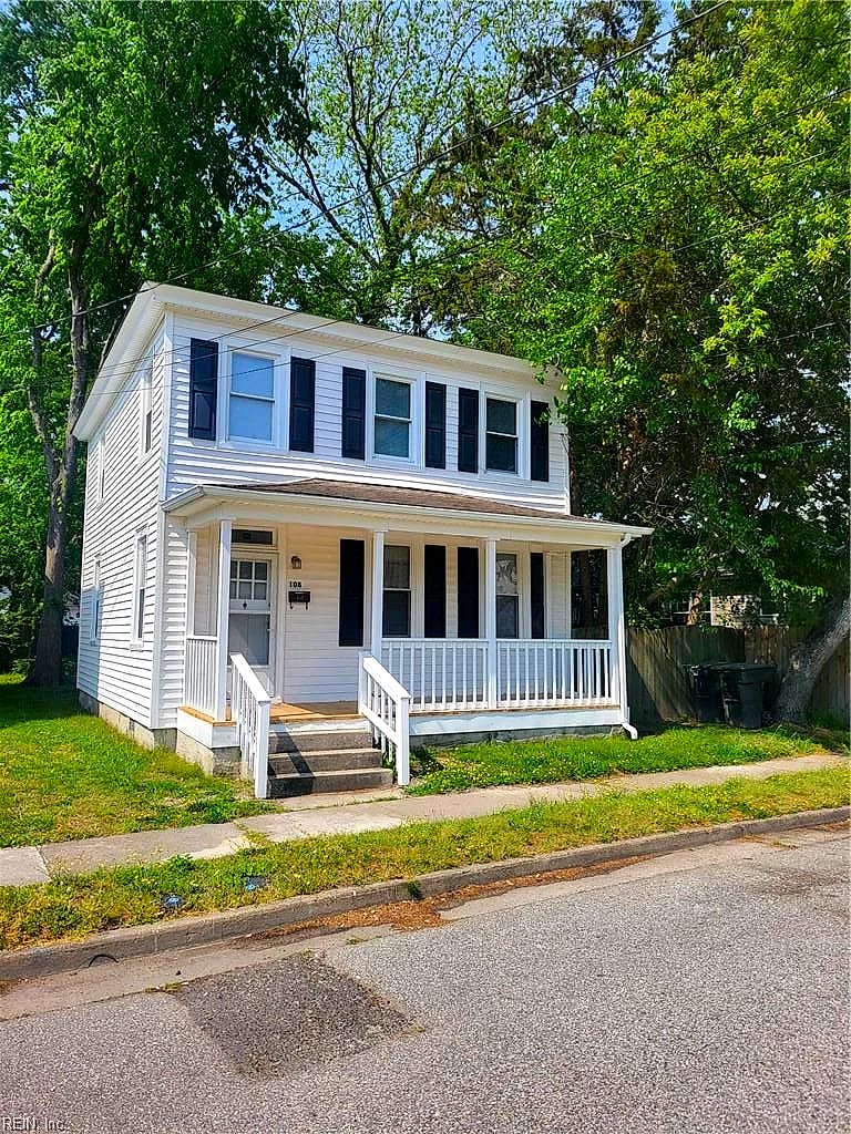 108 E Howard ST, HAMPTON VA 23663