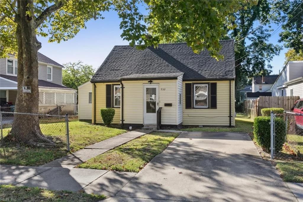 932 16th ST, NEWPORTNEWS VA 23607 - Photo 3
