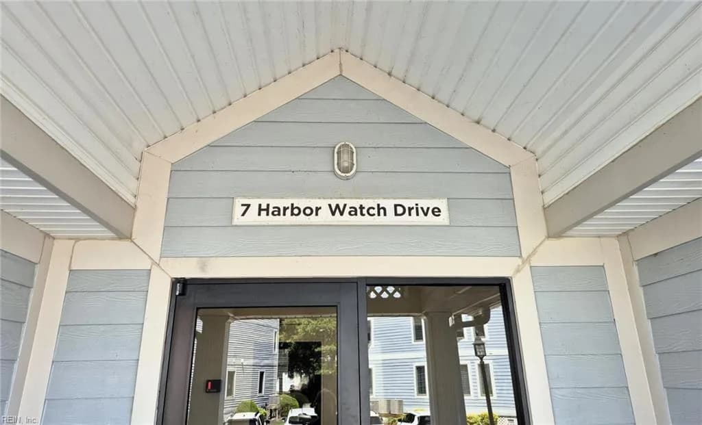 7 Harbor Watch DR #223, CHESAPEAKE VA 23320 - Photo 5