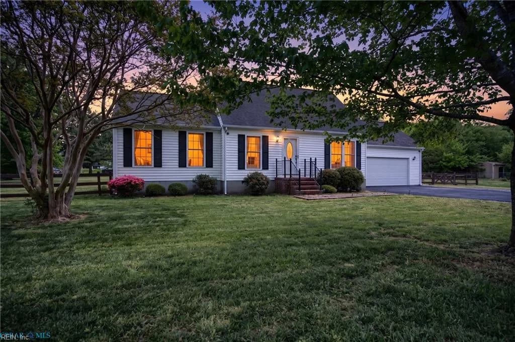 6727 Harvest CIR, GLOUCESTER VA 23061 - Photo 2