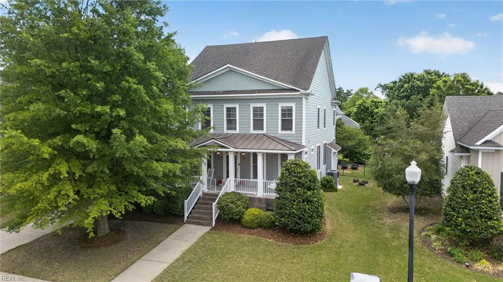 2106 Governors Pointe DR, Suffolk — 4 bed Residential, 2,894 sqft