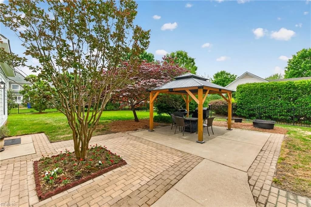 2106 Governors Pointe DR, SUFFOLK VA 23436 - Photo 5