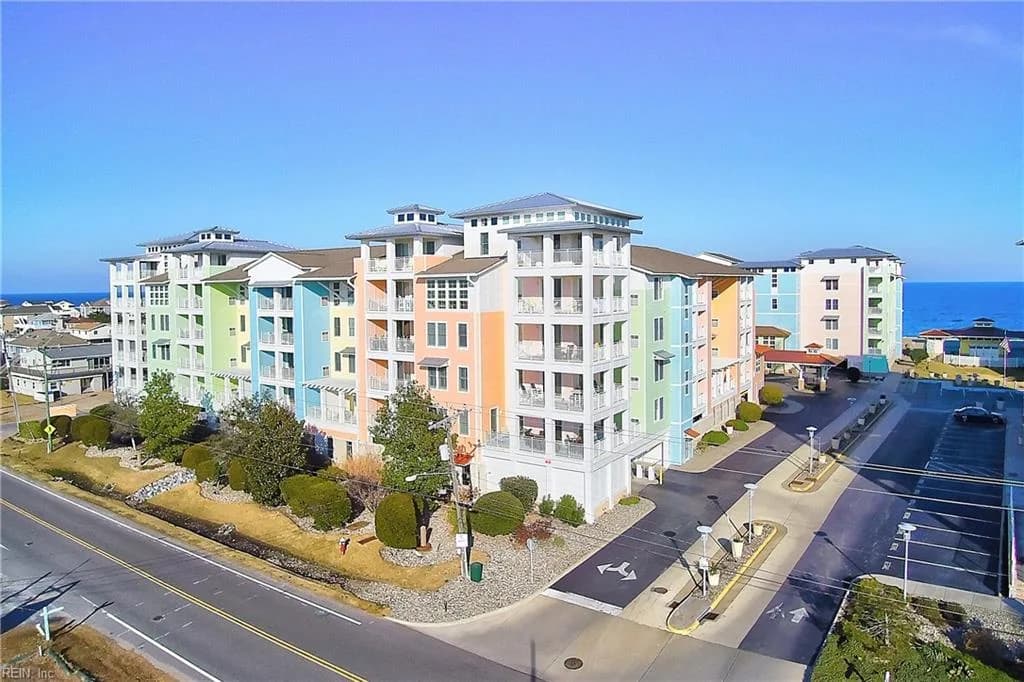 3700 Sandpiper Rd, Virginia Beach, VA 23456, USA - Photo 4
