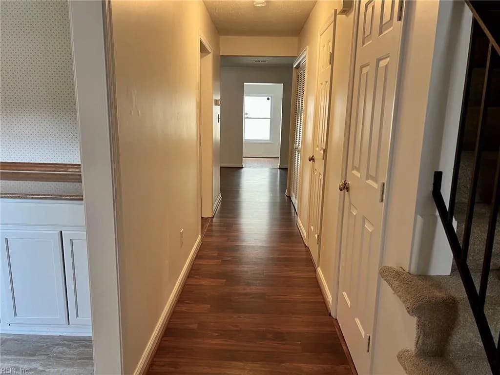 301 Civil CT #E, NEWPORTNEWS VA 23608 - Photo 4