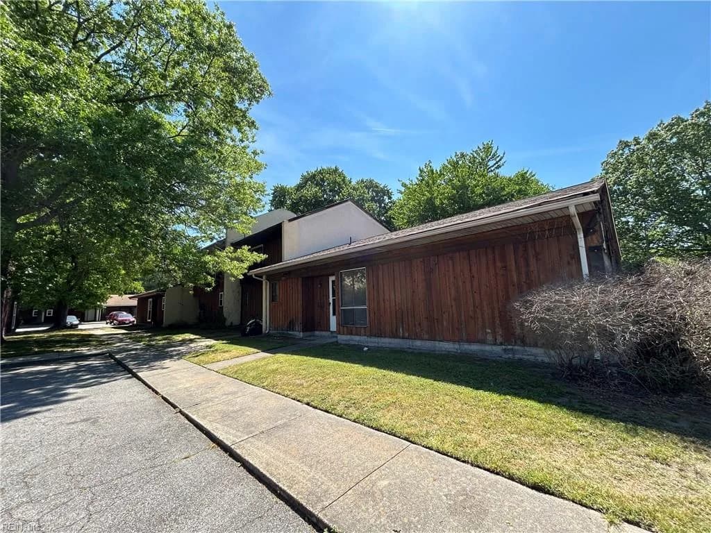 1442 E Tanners Creek DR, NORFOLK VA 23513 - Photo 5