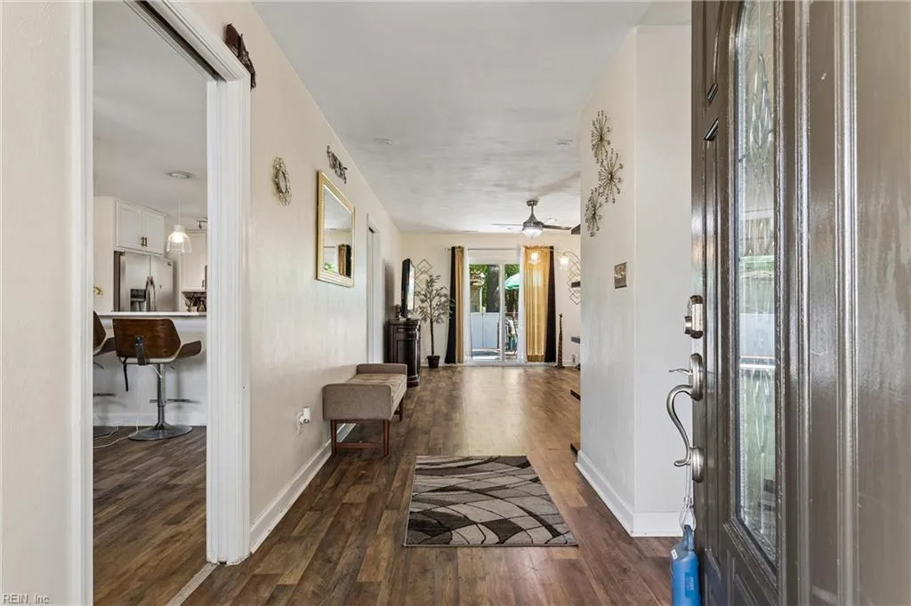 3409 Custer CT, HAMPTON VA 23666 - Photo 3