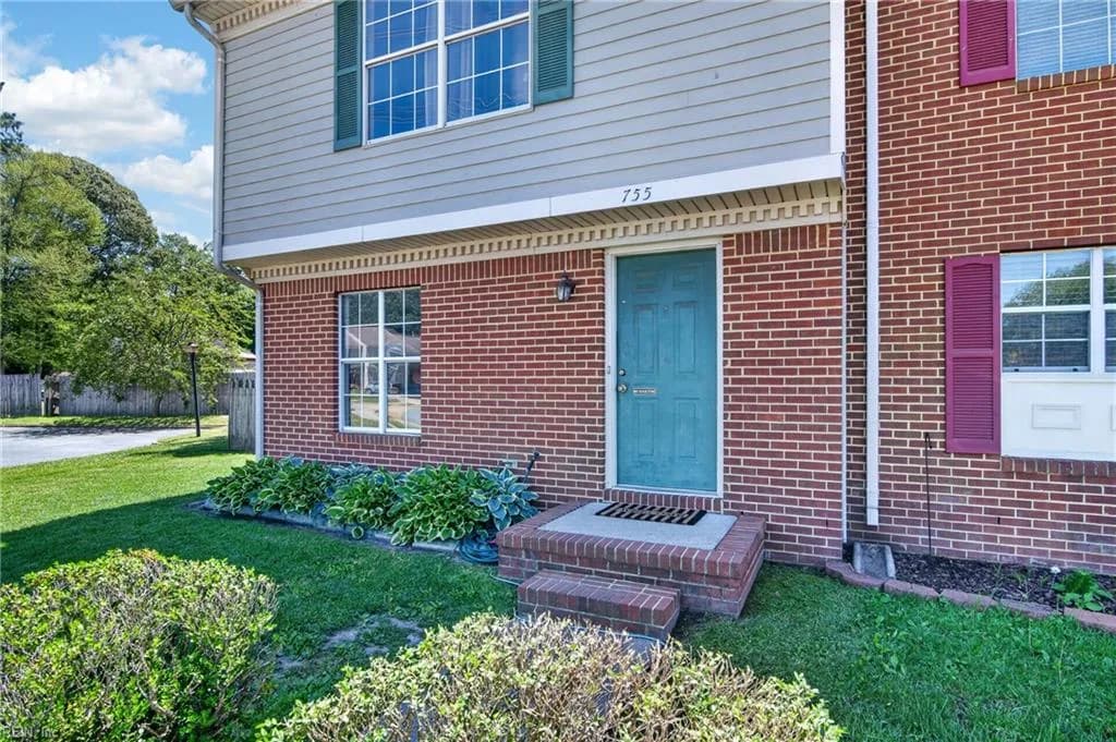 755 Huntly DR, CHESAPEAKE VA 23320 - Photo 4
