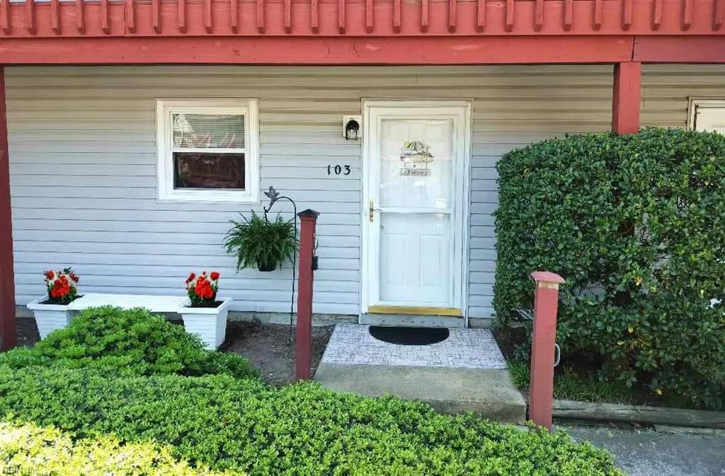 500 Barberton DR #103, VIRGINIABEACH VA 23451 - Photo 2