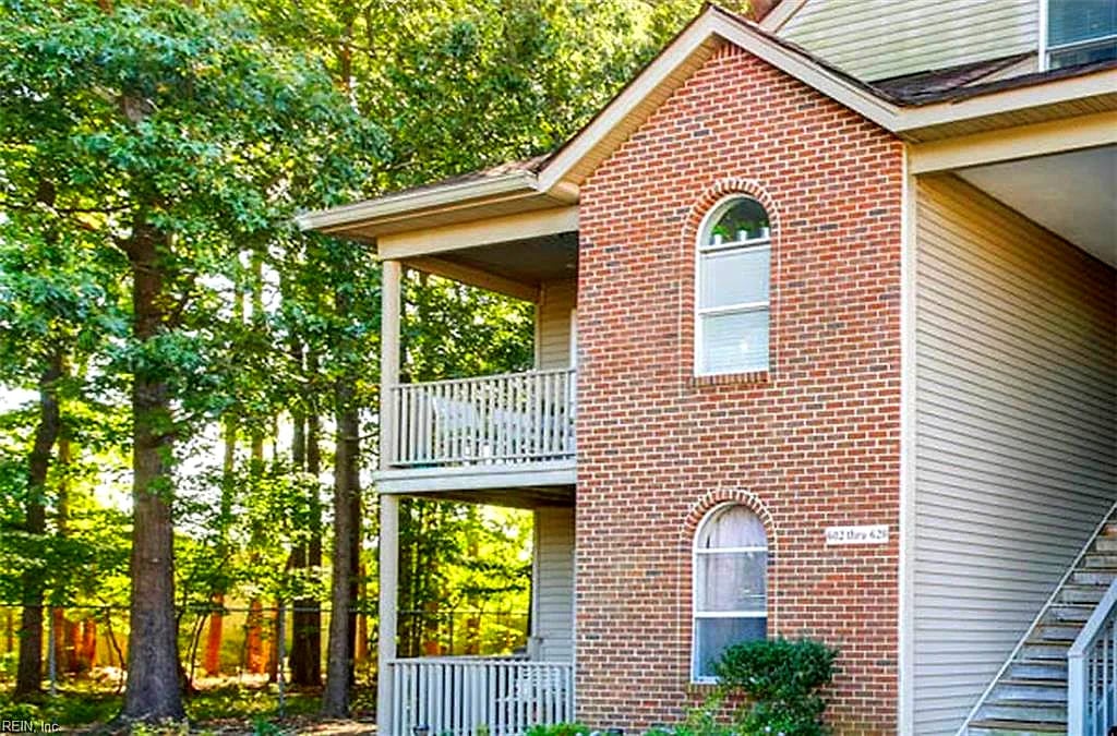 612 Mary Robert LN #204, Newport News — 2 bed Residential, 1,250 sqft
