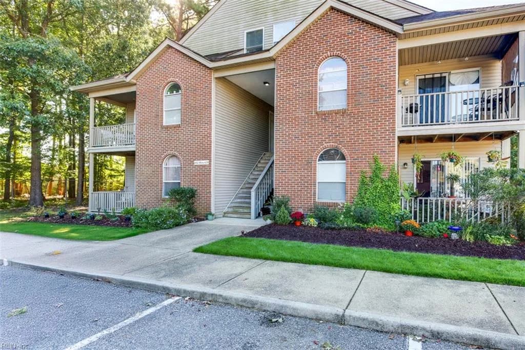 612 Mary Robert LN #204, NEWPORTNEWS VA 23608 - Photo 3