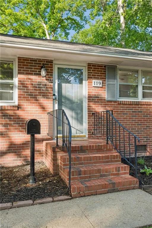 119 Nicewood DR, NEWPORTNEWS VA 23602 - Photo 3