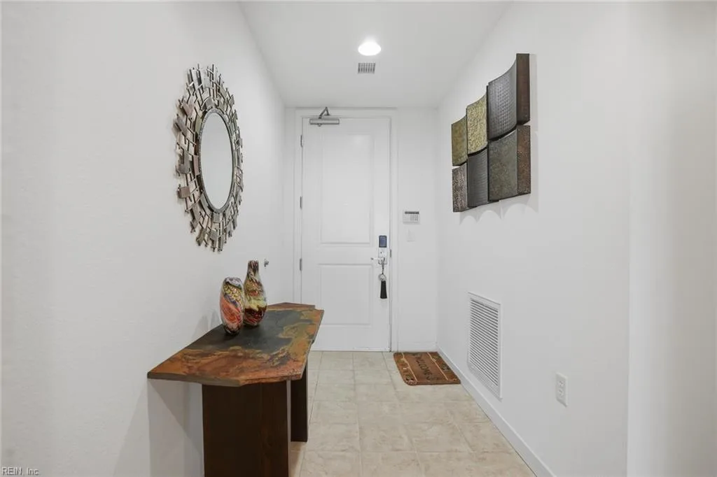 3738 Sandpiper RD #435B, VIRGINIABEACH VA 23456 - Photo 5