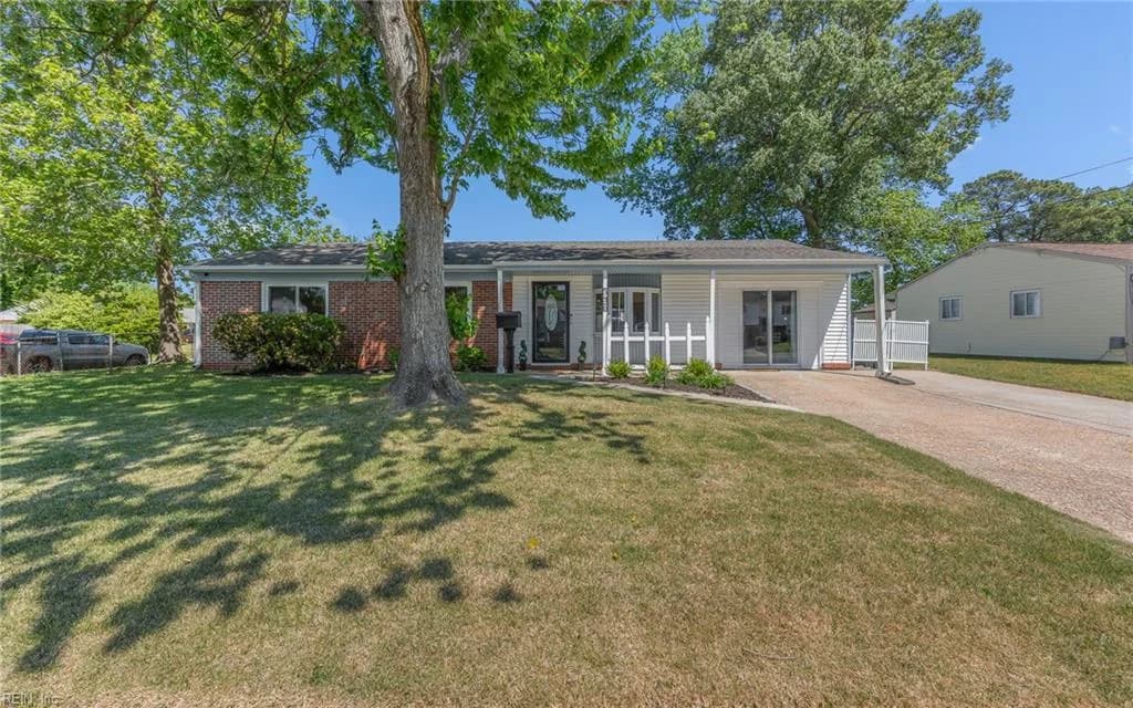 3428 S Plaza TRL, VIRGINIABEACH VA 23452 - Photo 2