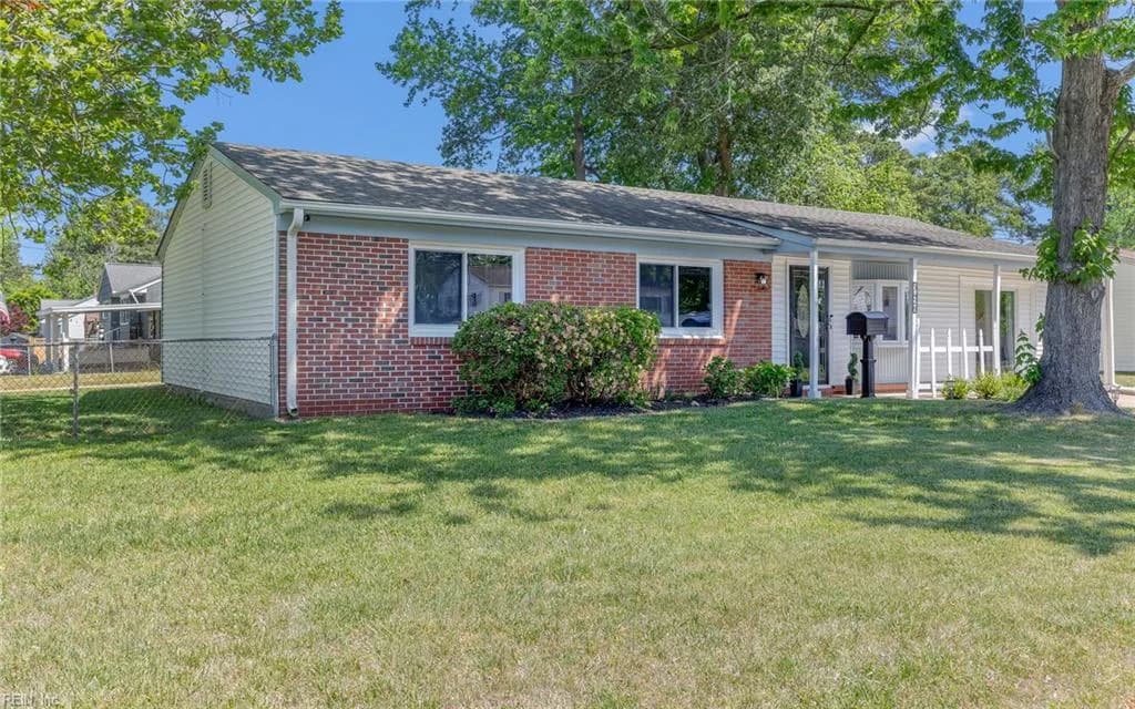 3428 S Plaza TRL, VIRGINIABEACH VA 23452 - Photo 3