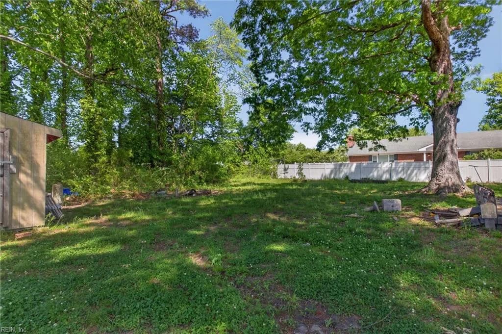 908 Poplar AVE, CHESAPEAKE VA 23323 - Photo 4