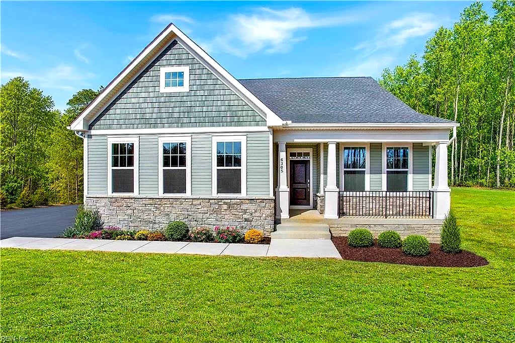 6358 Fawncrest LN, Williamsburg — 3 bed Residential, 1,810 sqft