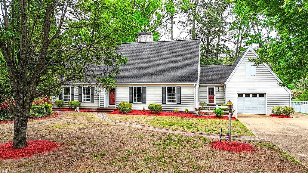 202 Dawson DR, Seaford — 4 bed Residential, 3,056 sqft