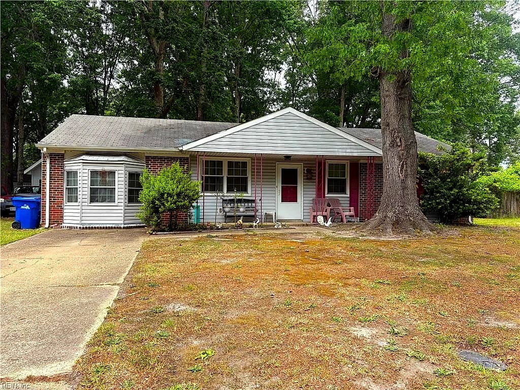 3904 Old Farm RD, Portsmouth — 2 bed Residential, 1,384 sqft