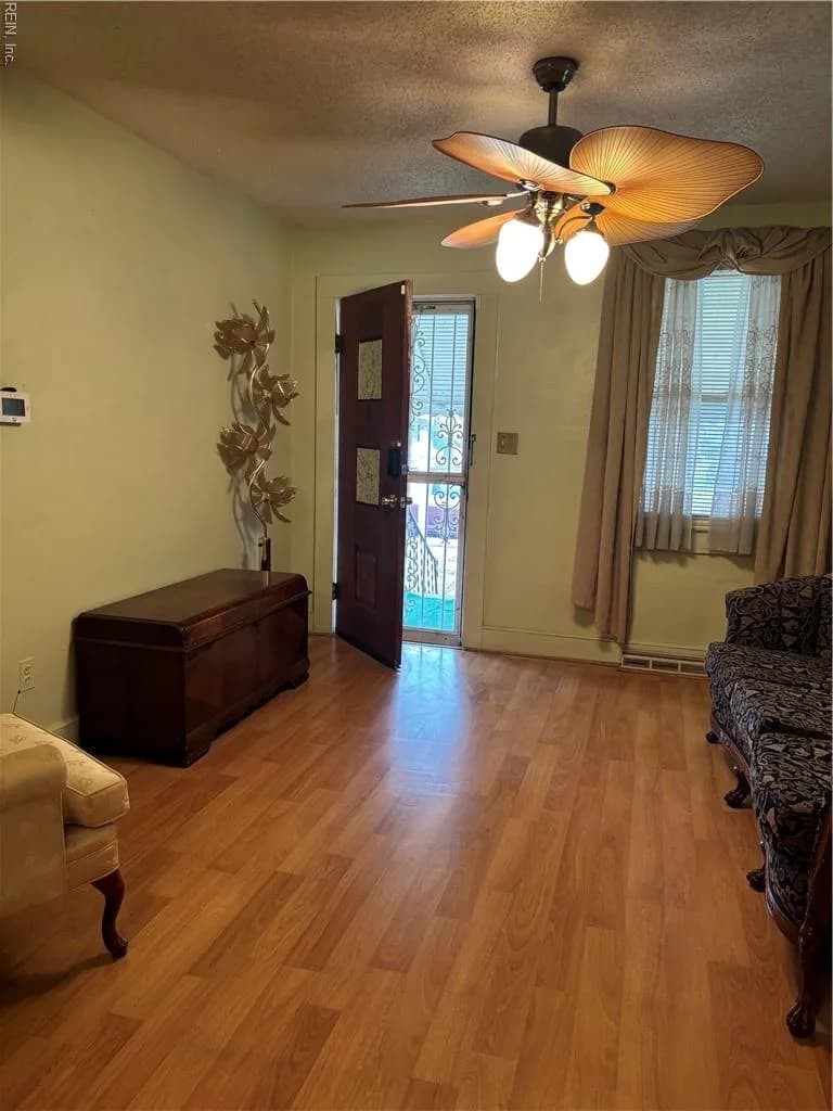 941 Hamilton AVE, PORTSMOUTH VA 23707 - Photo 3