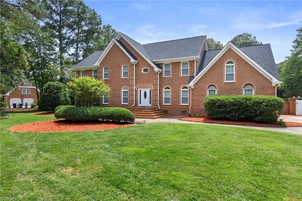 641 Ravenwoods DR, CHESAPEAKE VA 23322
