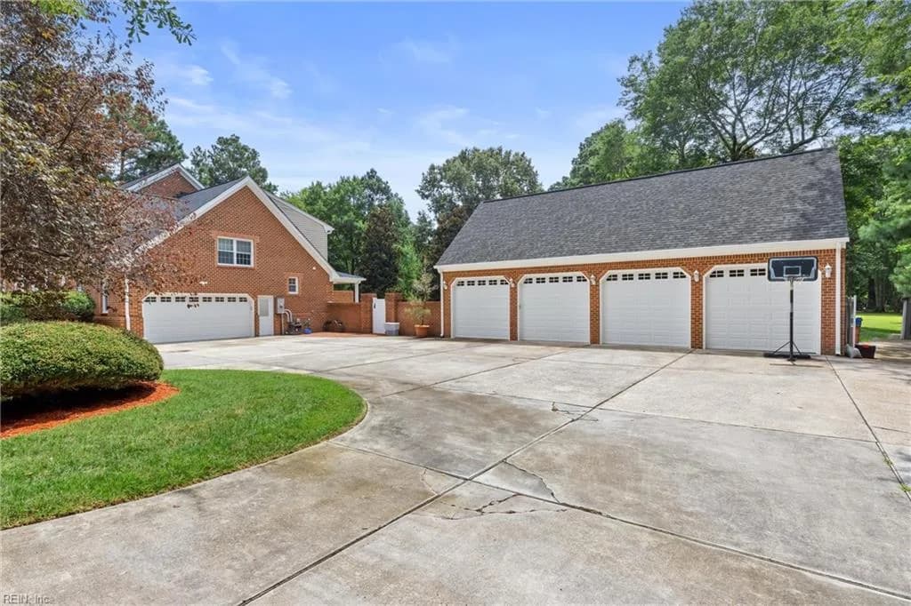 641 Ravenwoods DR, CHESAPEAKE VA 23322 - Photo 3