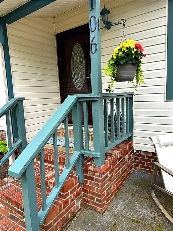 106 Penrith XING, Yorktown — 3 bed Residential, 1,819 sqft
