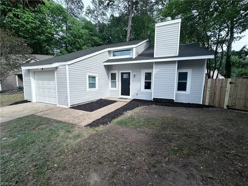 737 Longleaf LN, NEWPORTNEWS VA 23608 - Photo 2