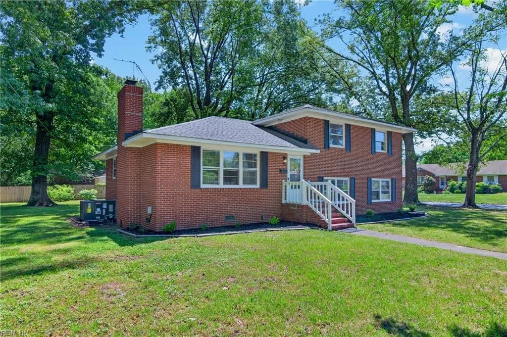 2 Larchmont CRES, NEWPORTNEWS VA 23606 - Photo 3