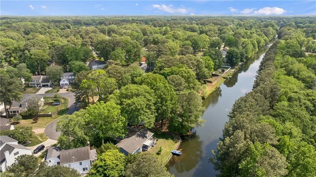 103 Shallow Lagoon DR, YORKTOWN VA 23693 - Photo 4