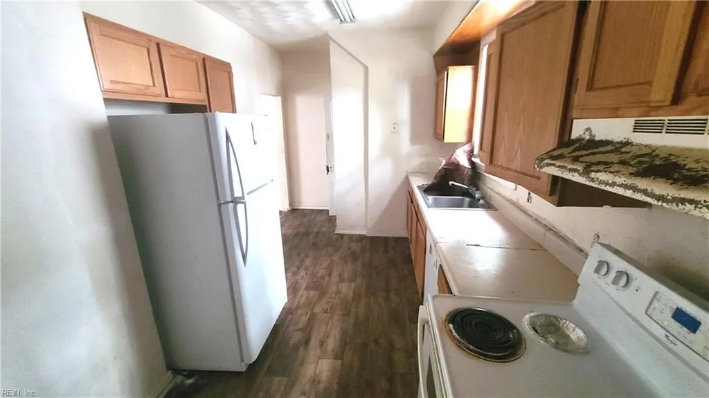 1708 Spratley ST, PORTSMOUTH VA 23704 - Photo 5