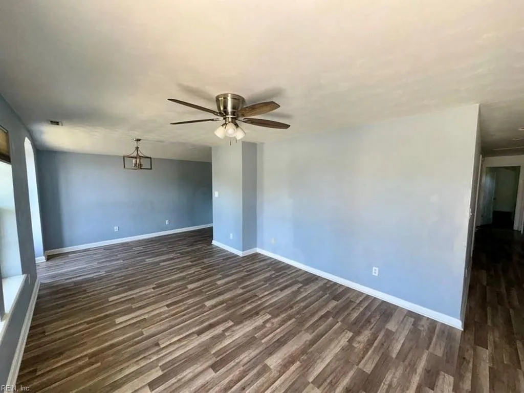 2537 Staunton AVE, PORTSMOUTH VA 23704 - Photo 4