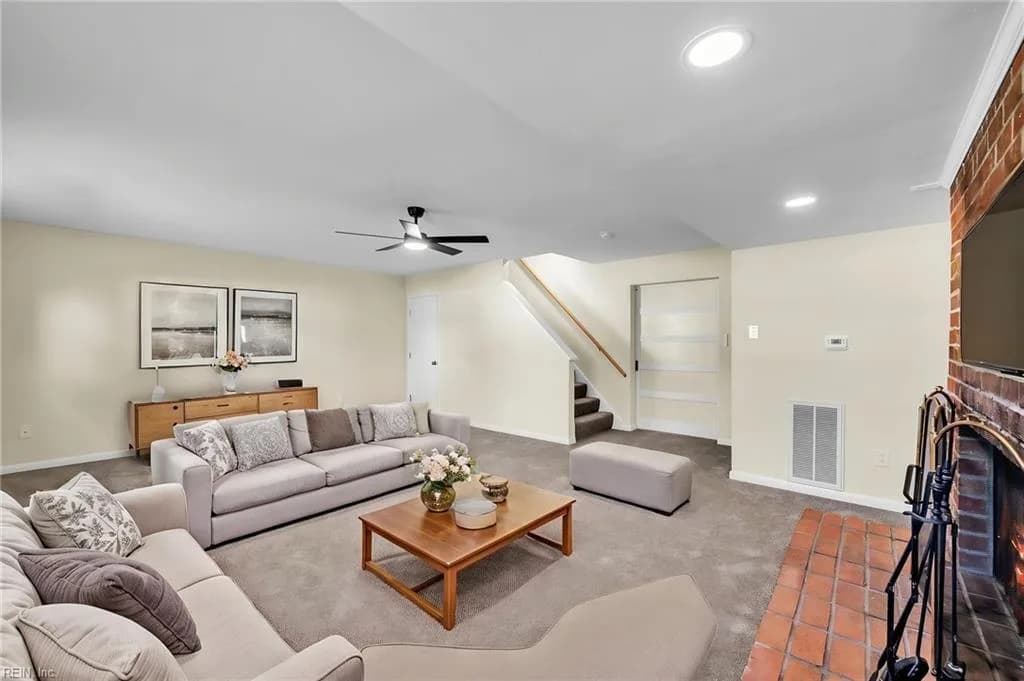 3404 Hardee CT, HAMPTON VA 23666 - Photo 4