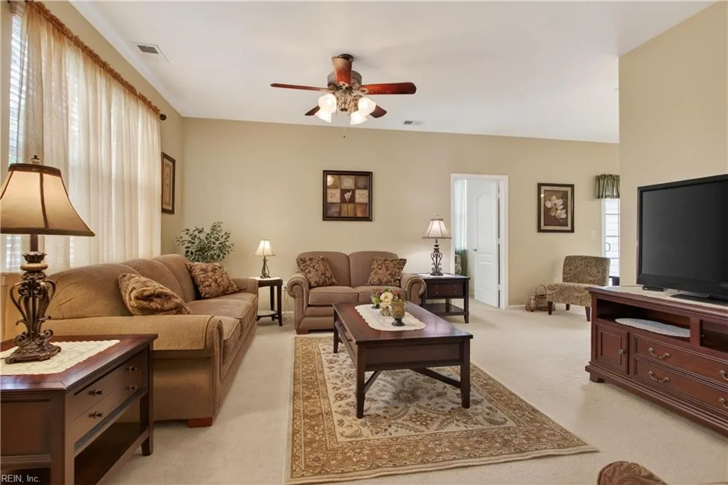 1513 Pucknall DR, CHESAPEAKE VA 23320 - Photo 2