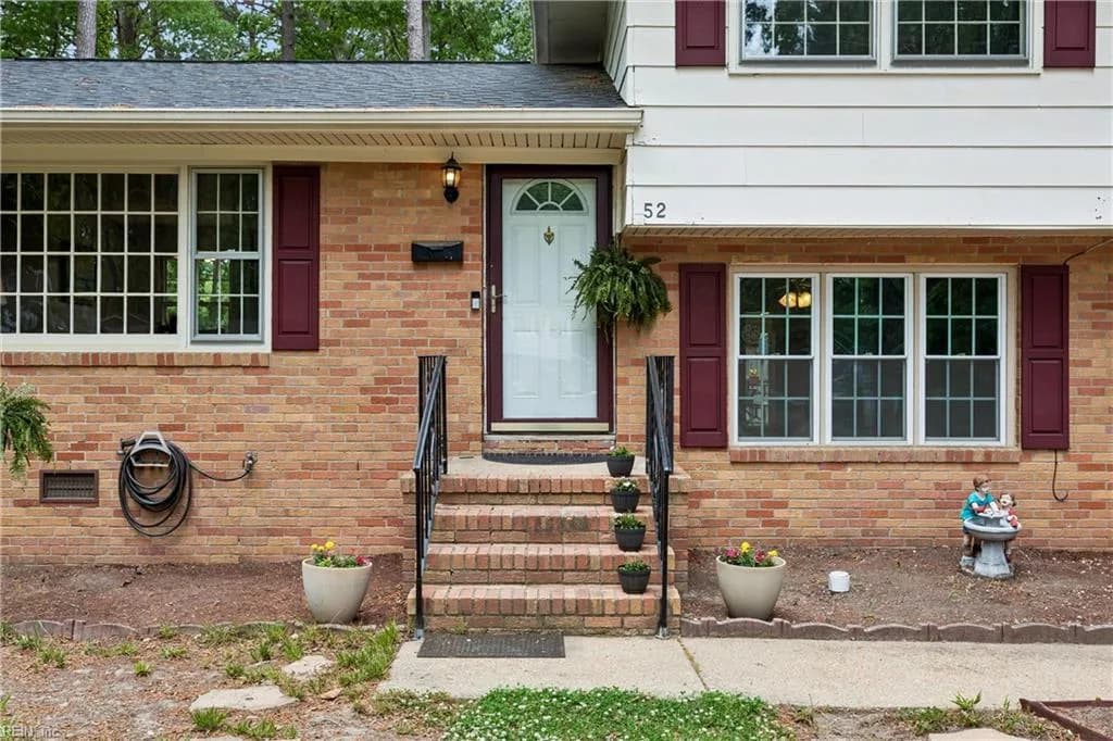 52 Gainsborough PL, NEWPORTNEWS VA 23608 - Photo 4