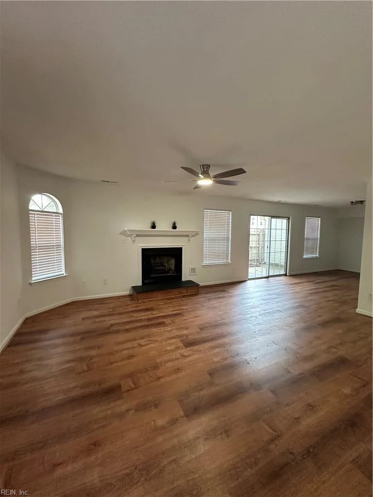 1049 Shelford CT, VIRGINIABEACH VA 23454 - Photo 4